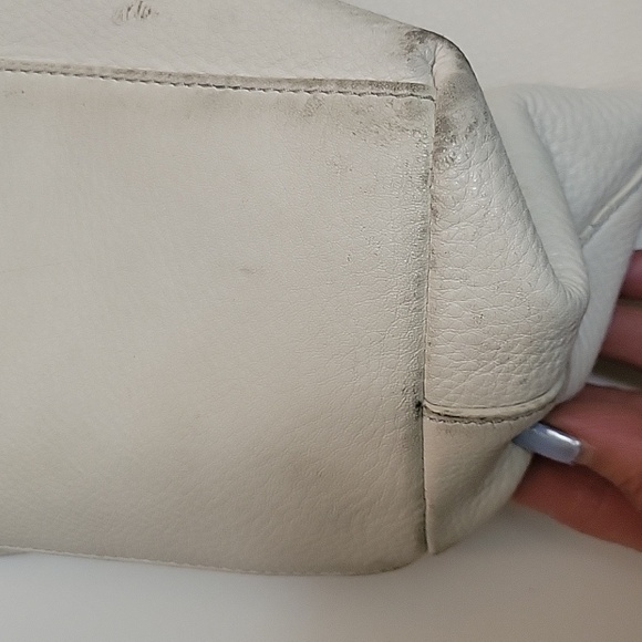 Tory Burch Meyer Plaque Pebbled Cream Leather Tote. Old Money Quiet Luxury. - Picture 12 of 13